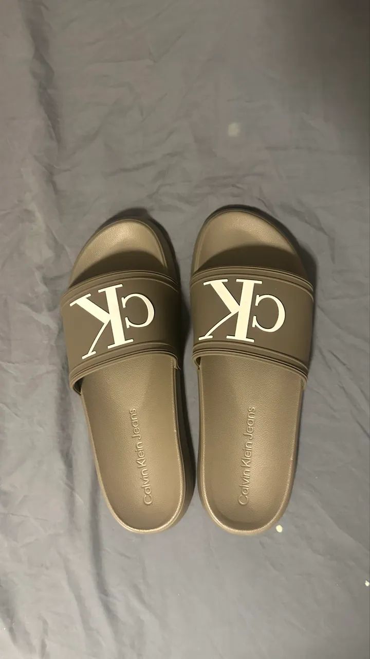 Chinelo Calvin Klein, tamanho 43 - Foto 2