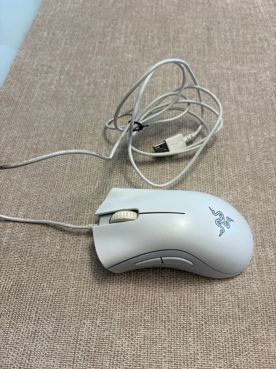 Mouse Gamer Razer Deathadder Essential Branco 6400dpi - Foto 3