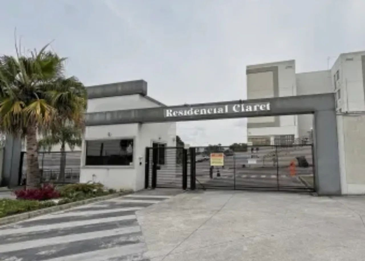 Apartamento térreo 