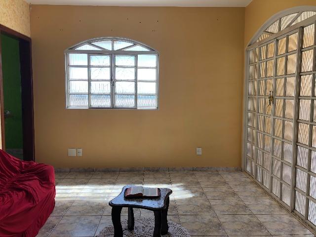 Lindo Sobrado na Qd 122 em Santa Maria, perto de tudo, comércio variado, Top! - Foto 8