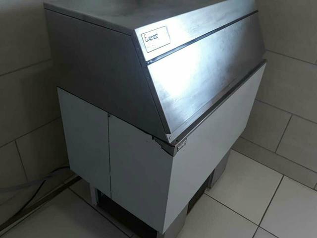 Máquina de gelo