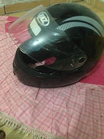 Capacete
