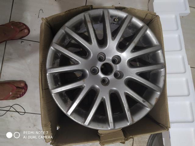Vendo Jogo de Rodas Aro 17 Do Golf chama whts 99- * - Foto 2