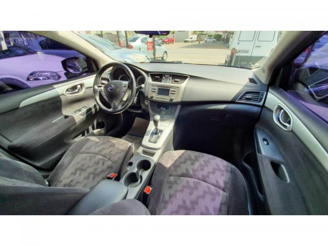 Nissan Sentra SV - Foto 9