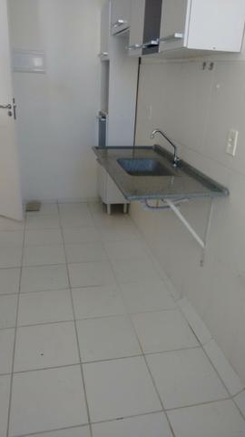 Excelente apartamento no Condomínio Fonte das Águas em Feira de Santana - Foto 2