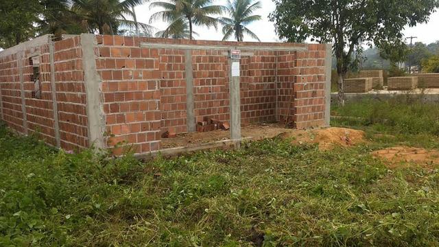Terreno com uma casa em construção - Foto 4