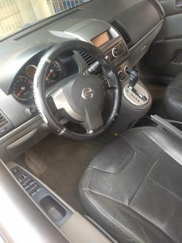 Nissan Sentra vendo ou troco por Dinheiro - Foto 8