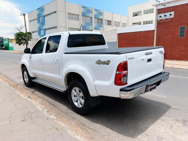 Hillux Srv 4x4 automática 2015 - Foto 3