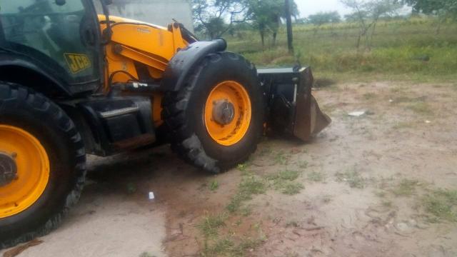 Retrô Jcb ano 2013 - Foto 6