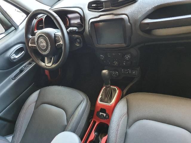 JEEP RENAGADE TRAIL HAWK 4x4 13 km mil RODADO - Foto 6