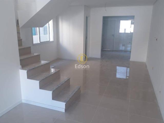 Amplo Sobrado com 118m² possui 3 Dorm./ sendo 1 suíte no Pagani - Palhoça! - Foto 2