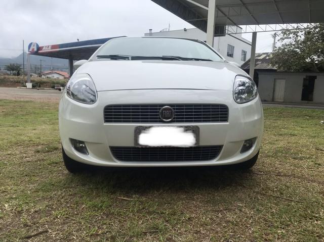 Punto Essence Dualogic 1.6 16v Impecável - Foto 2