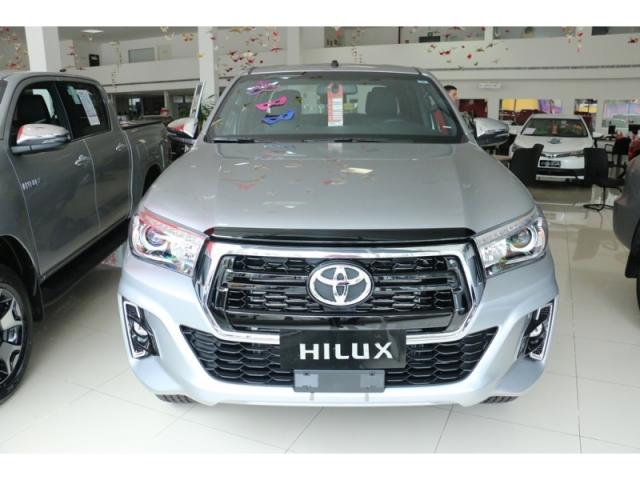 TOYOTA HILUX 2.8 SRX 4X4 CD 16V DIESEL 2019 - Foto 2
