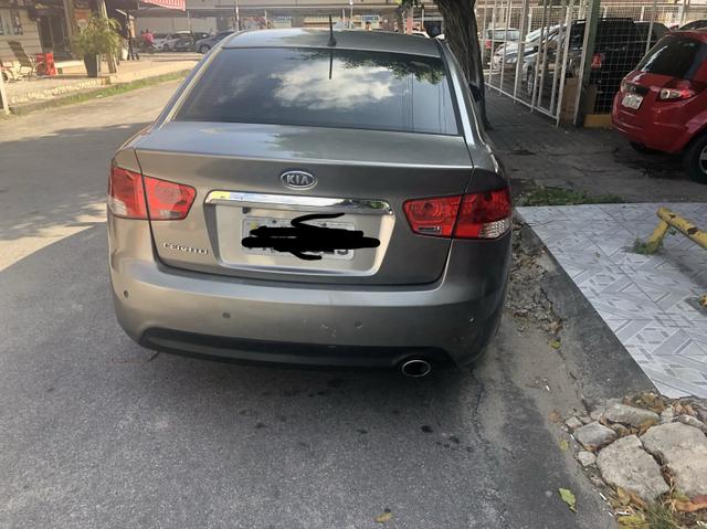 Vende KiA cerato 1.6 - Foto 2