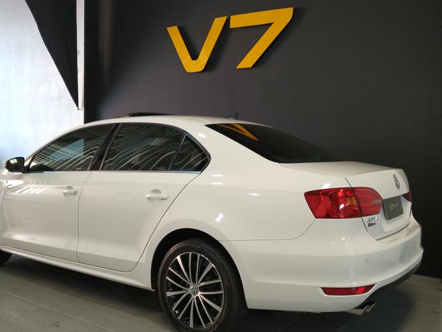 Vw Jetta TSI 2013 211cv Branco+Caramelo+Teto!! Entrada em 12 x no cartão de crédito!! - Foto 4