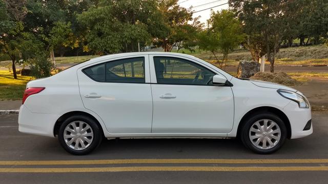 Nissan Versa 1.0 12V flex (todas revisões em concessionária) 2016 - Foto 5