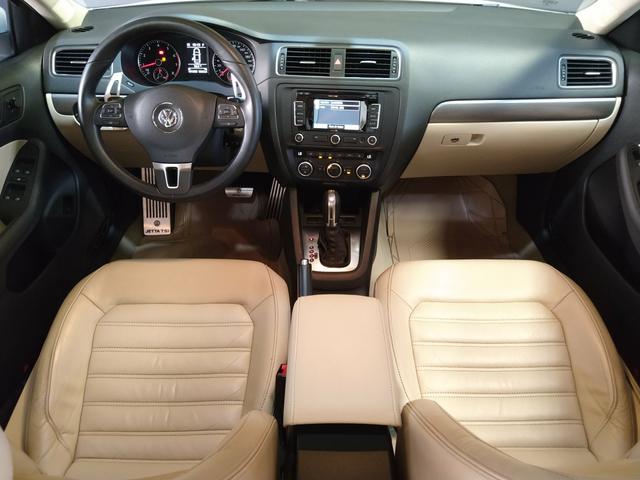 Vw Jetta TSI 2013 211cv Branco+Caramelo+Teto!! Entrada em 12 x no cartão de crédito!! - Foto 14