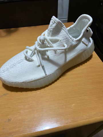 yeezy branco
