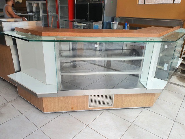 Balcão linha Completa (Caixa, Estufa e Refrigerada) 3,00m x 2,10m - Leia o anúncio