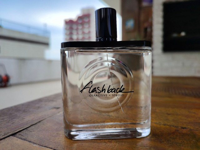 Perfume de nicho olfactive Studio flashback 100mls tester novo