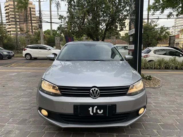 VOLKSWAGEN JETTA 2.0 COMFORTLINE FLEX 4P TIPTRONIC - Foto 4