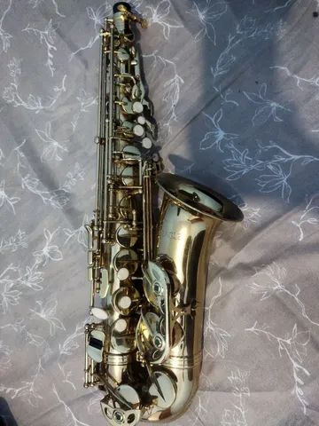 Vendo este sax alto