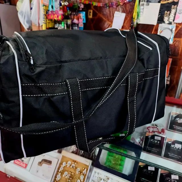 "Bolsa de Viagem Premium: Qualidade e Estilo para suas Aventuras! - Foto 3