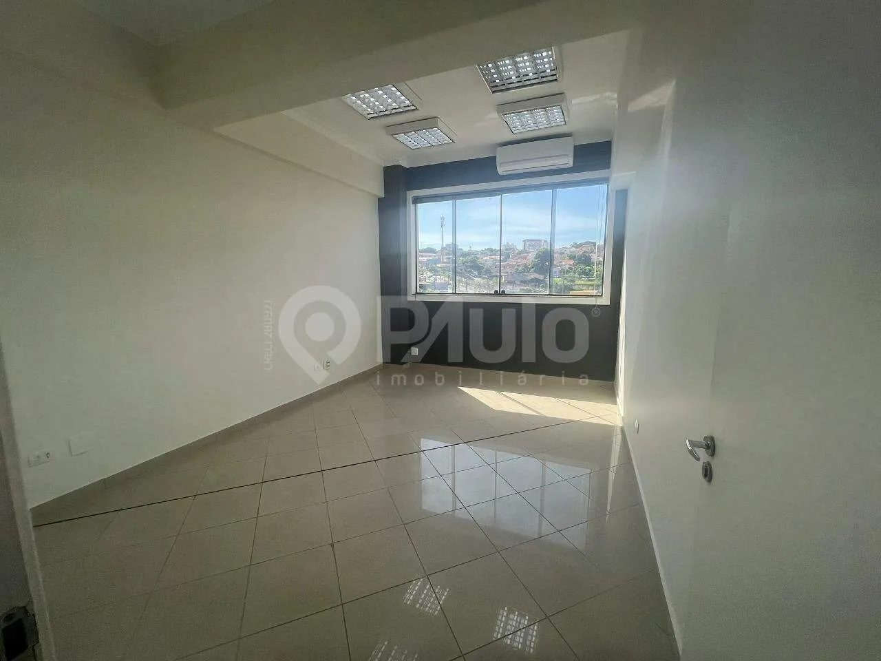 Sala para Locação na Área Central