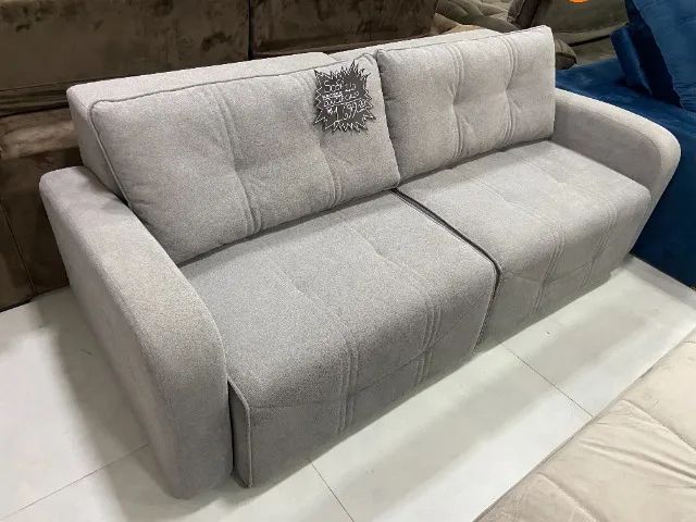 Sofá Retrátil 2,10m em Bouclé - Conforto e Estilo Sofisticado!