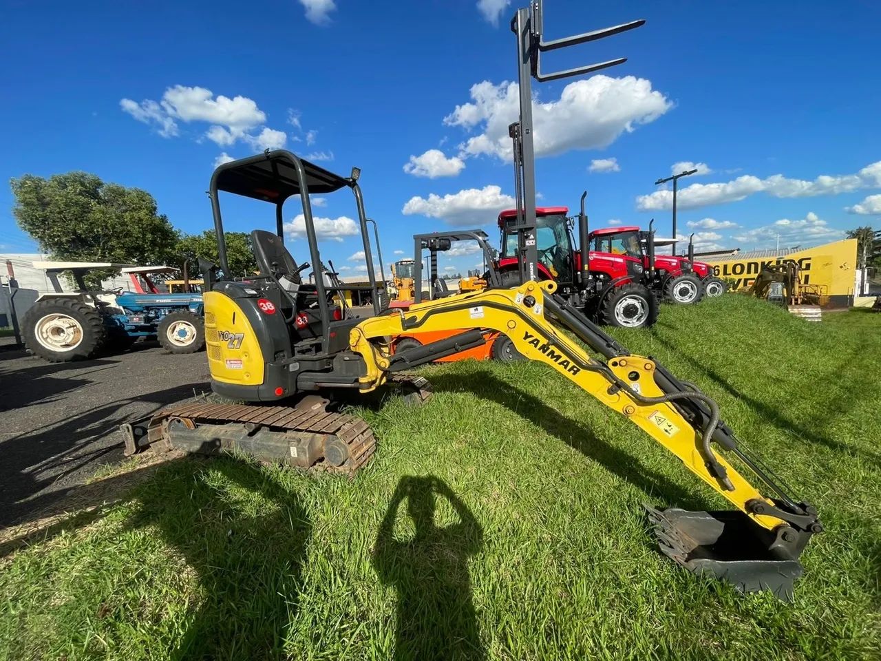 Mini escavadeira YANMAR Vio 27