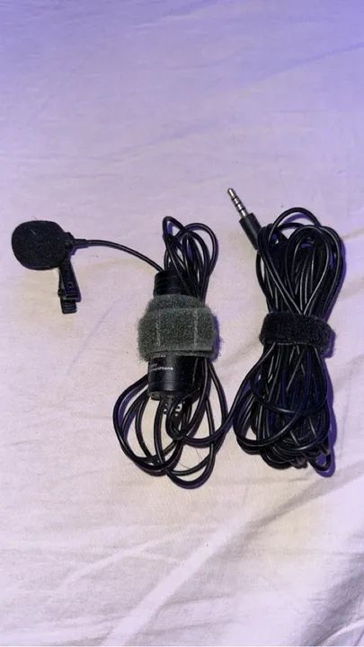 Microfone Boya com cabo
