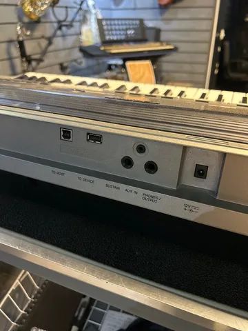 Teclado Yamaha PSR E443 ( peças )  - Foto 3