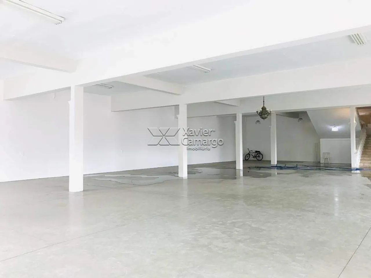Imóvel comercial à venda na região Central da cidade.