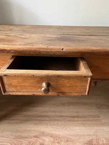 Mesa de madeira maciça antiga Maravilhosa  - Foto 3
