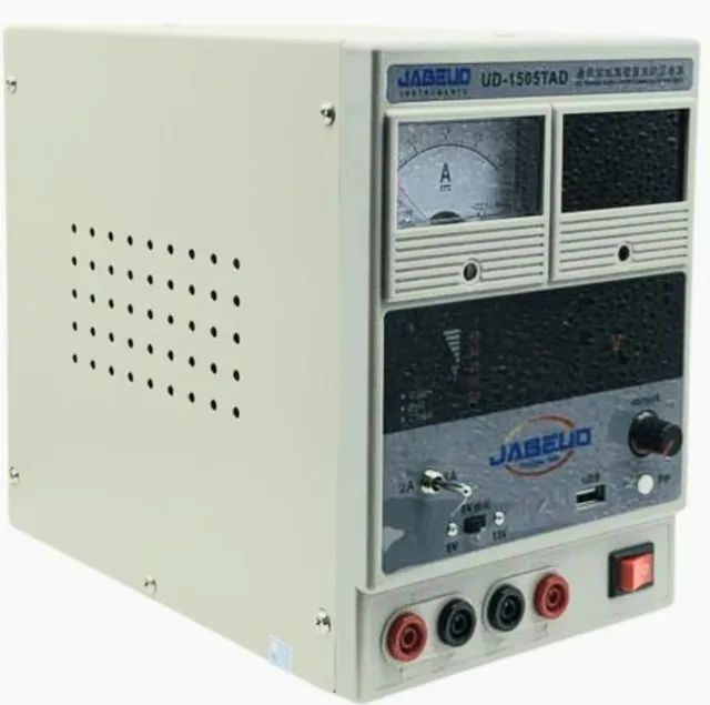 Fonte de bancada 15v 5a 110v