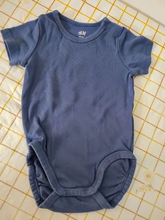 2 macacões curtos para bebês de 4 a 6 meses  - Foto 3