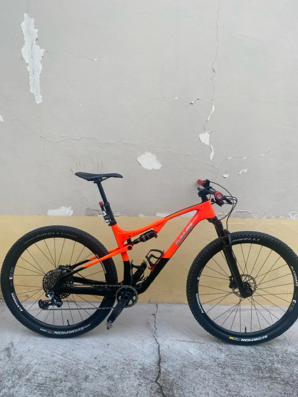 Bike , ELITE CARBON FS cheia de upgrades