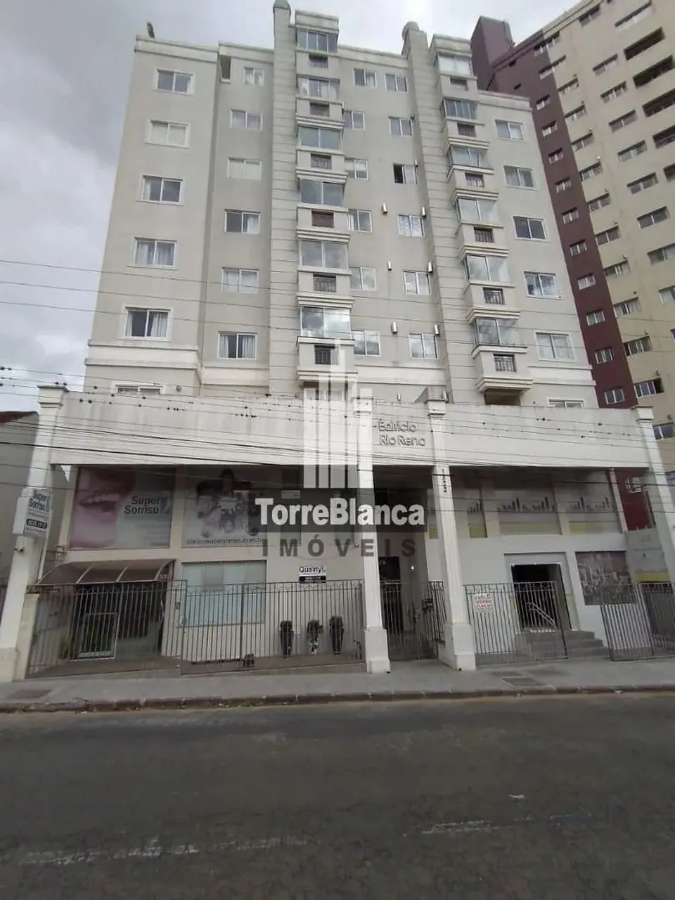 Apartamento mobiliado com 50m² no Centro de Ponta Grossa 1 quarto, sacada com churrasquei