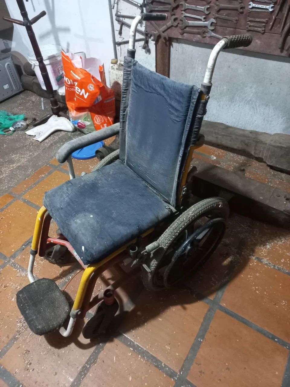 Doação Cadeira de roda infantil  - Foto 2