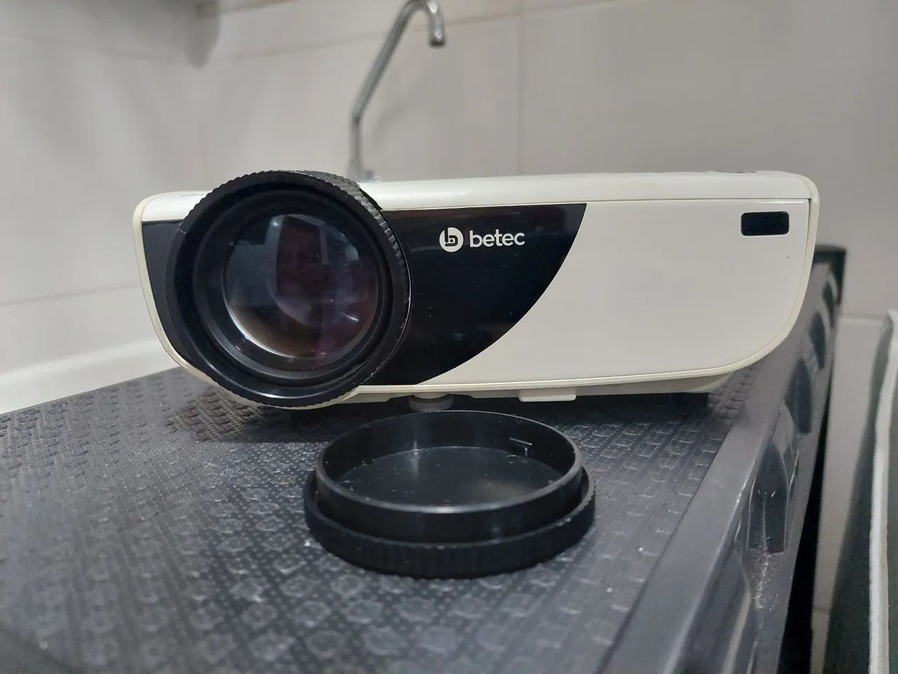 Projetor Betec - BT836A