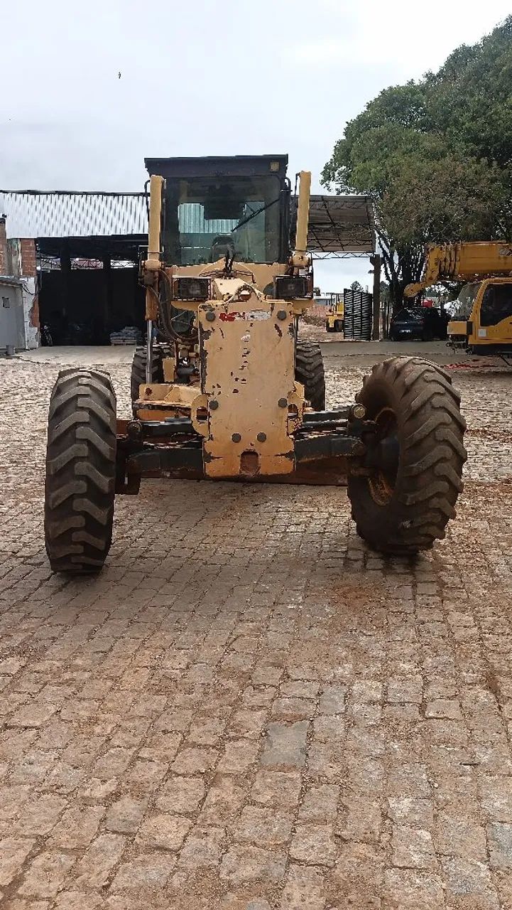 Motoniveladora New Holland RG170B ano 2008