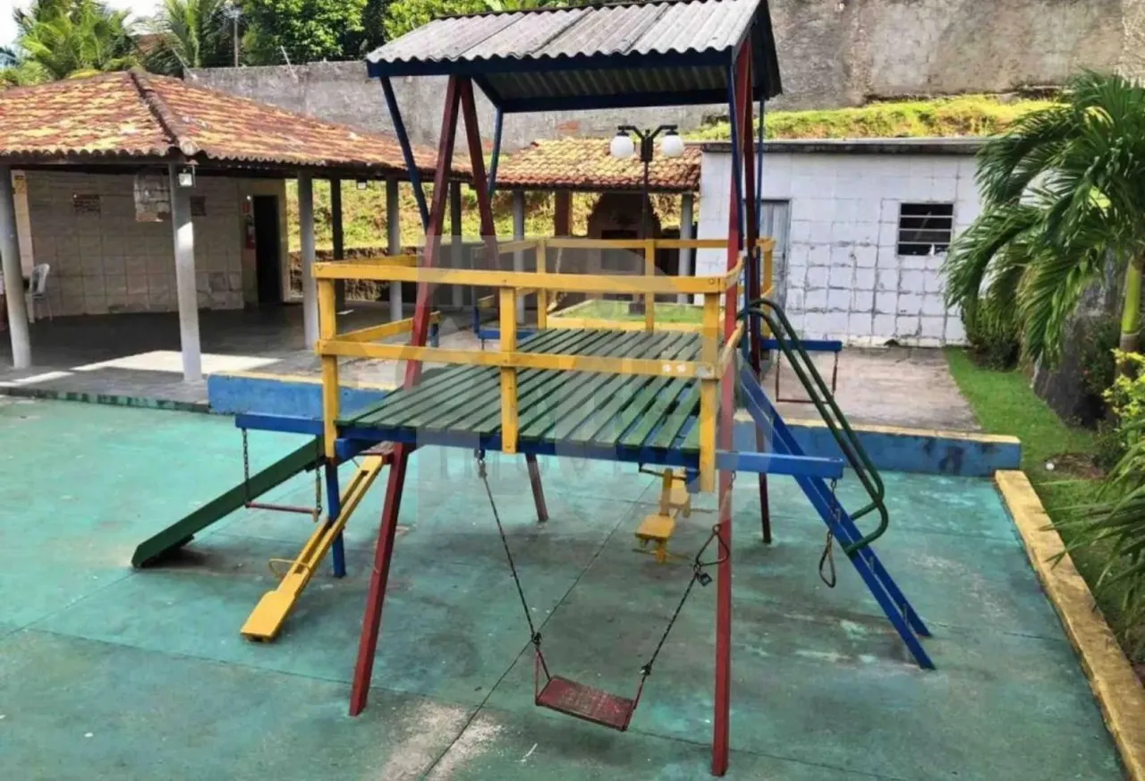 Nova Canaã: Apartamento à Venda com 2 Quartos e Salão de Festas no Condomínio
