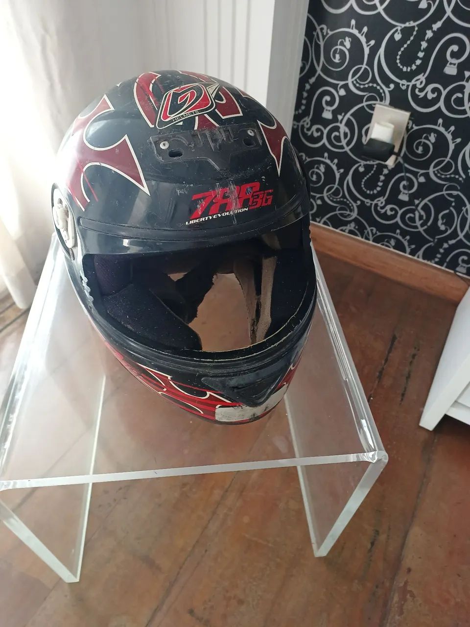 Capacete Esportivo - Proteção e Estilo - Foto 2