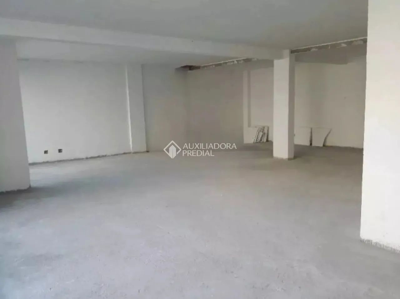 Prédio Comercial para Aluguel em Jardim do Mar - Foto 2