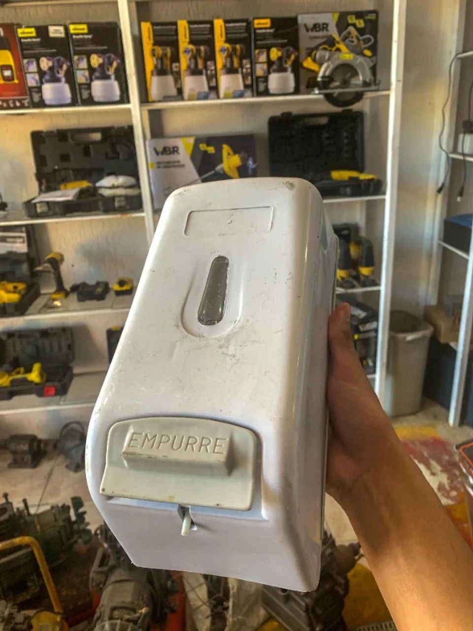 Porta Papel Higiênico Rolão (13 unidades) + Dispenser Sabonete Liquido Com Reservatório - Foto 2
