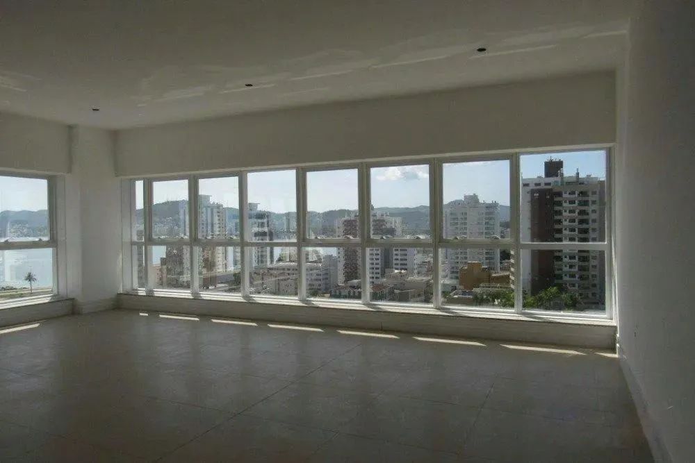 Balneário do Estreito | Sala Comercial 65m² - Foto 2
