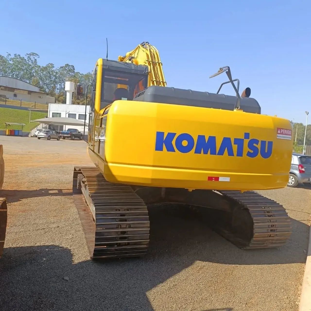 ESCAVADEIRA PC200 - Excelente estado - Foto 4