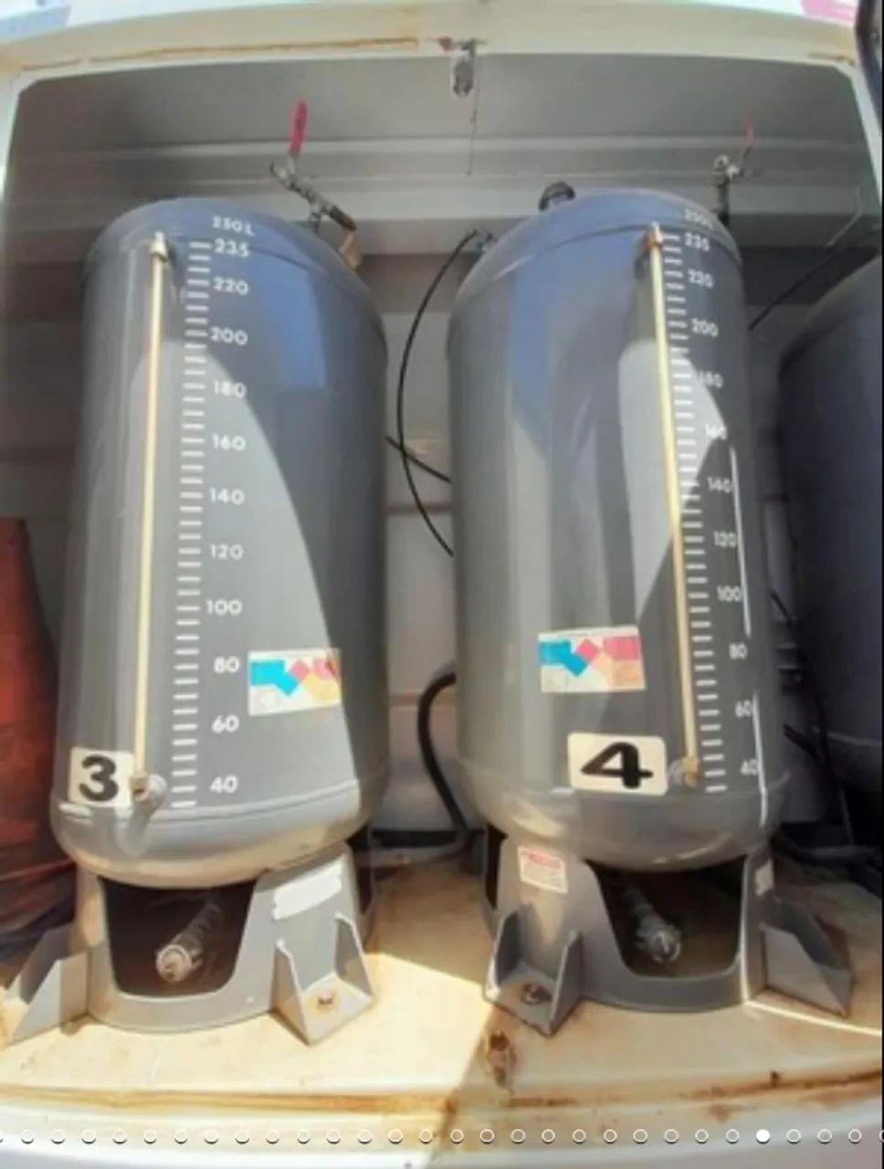 Caminhão MB2729 com comboio de lubrificação Gascom de 8 mil litros, 2013 - Foto 10