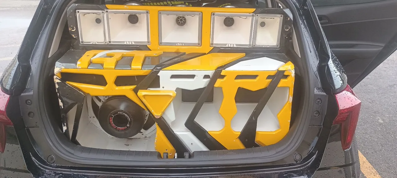 Vendo som automotivo completo