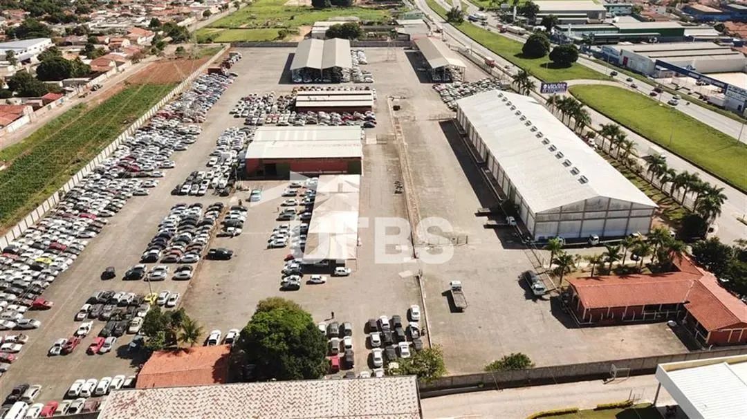 Imóvel comercial localizado as margens da Br 153 sentido Aparecida de Gyn